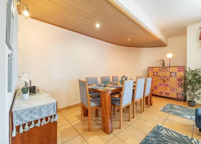 Lovely Lm Penthouse شقة البوفيرا