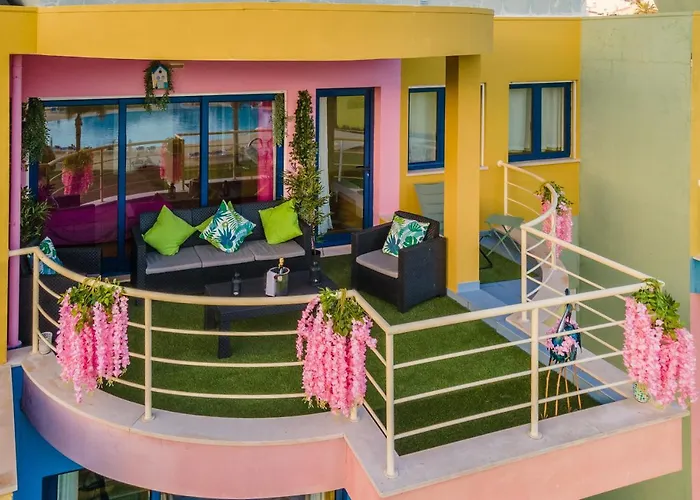 Lovely Lm Penthouse البوفيرا